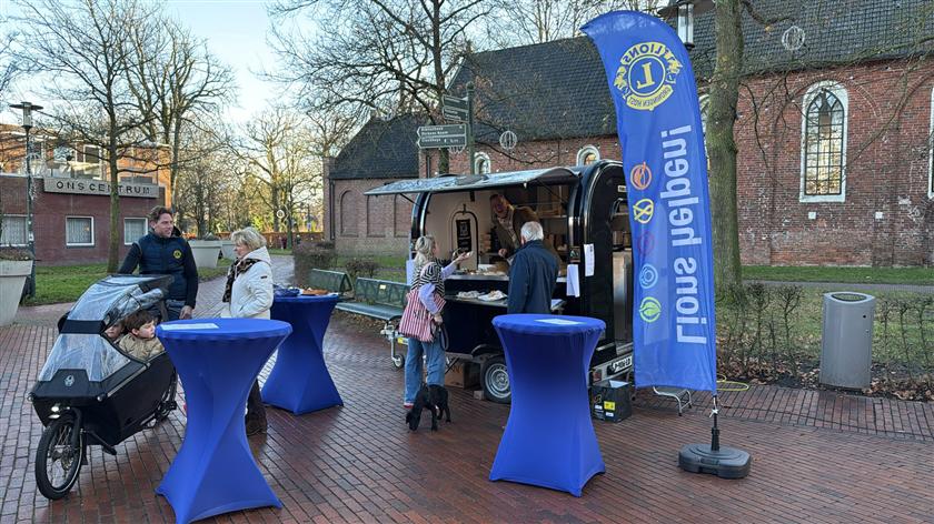 De Lions-kraam bij een buitenactiviteit